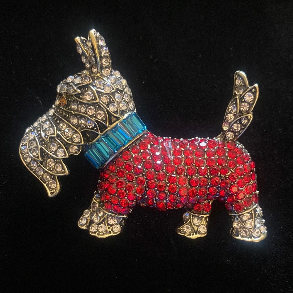 Scottish Terrier Dog Brooch